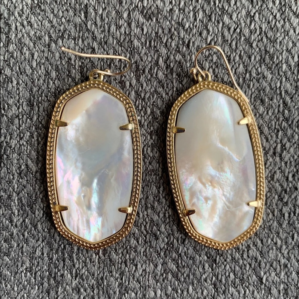 Kendra Scott Danielle Earrings